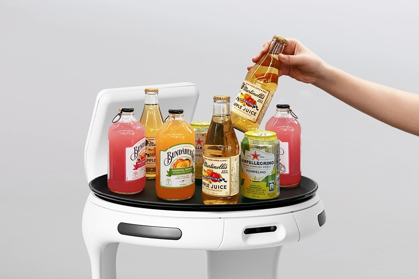 SERVI food service robots are ideal for drink serving